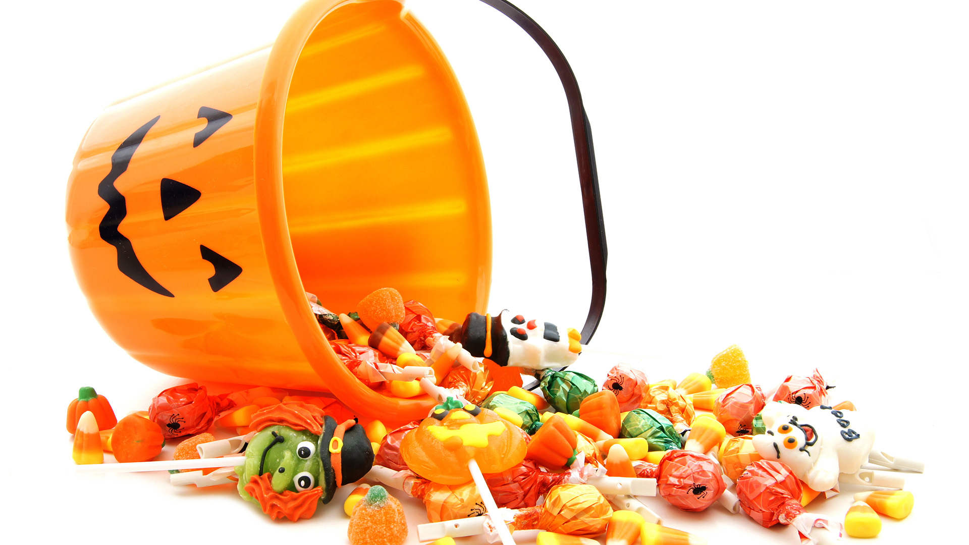 Halloween Candy and Braces: Keep Your Smile Safe This Season